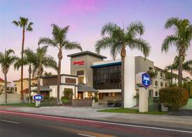 Hampton Inn by Hilton Costa Mesa Newport Beach 4