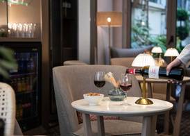 Mercure Paris Montparnasse Raspail 4