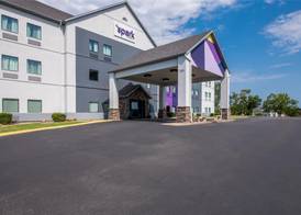 Spark by Hilton Grain Valley Kansas City 4