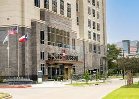 Blossom Hotel Houston, Curio Collection by Hilton 3