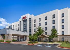 Hampton Inn and Suites Tulsa/Catoosa 4
