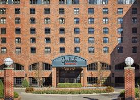 Graduate by Hilton Minneapolis 5
