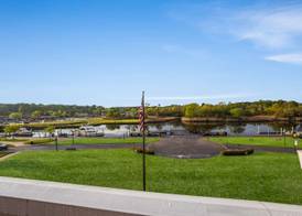 Hilton Garden Inn Suffolk Riverfront 4