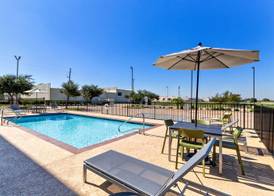 Spark by Hilton Pearland 4
