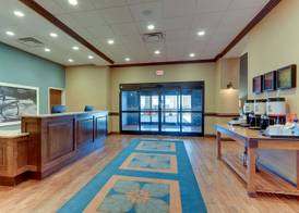Hampton Inn & Suites - Hartsville, SC 5