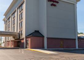Hampton Inn Portsmouth Central 4