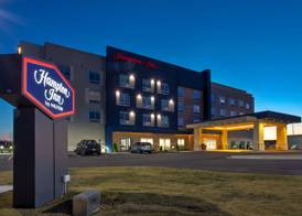 Hampton Inn Paris, Tn 2