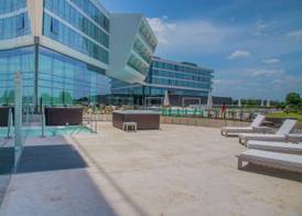Hilton Pilar 3
