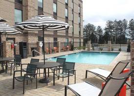 Hampton Inn Forsyth 5