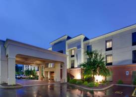 Hampton Inn Auburn, MA 3
