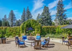 The Lodge at Healdsburg, Tapestry Collection by Hilton 3