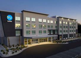 Tru by Hilton Beaufort, Sc 2