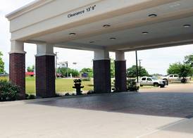 Hampton Inn & Suites Stephenville 2