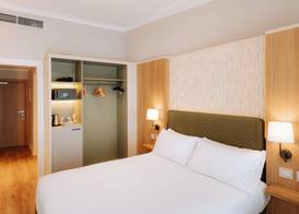 Mövenpick Hotel Bari 2