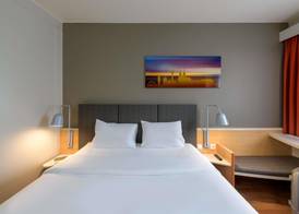 ibis Hotel Köln Airport 5