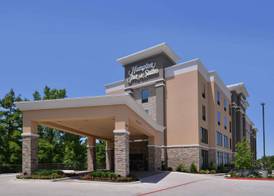 Hampton Inn & Suites Dallas Market Center 4