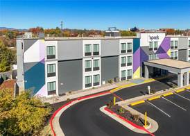 Spark by Hilton Harrisonburg University Area 2
