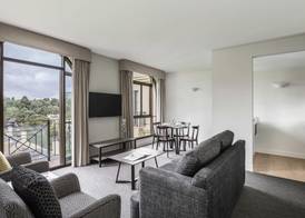 Mantra on Jolimont Melbourne 4