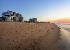 DoubleTree by Hilton Ocean City Oceanfront 4