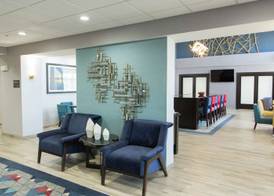 Hampton Inn & Suites Ankeny 4