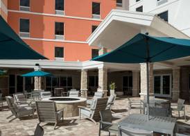 Hampton Inn & Suites Cape Canaveral Cruise Port, Fl 2