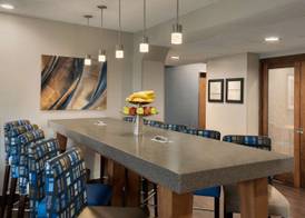 Hampton Inn Appleton-Fox River Mall Area 5