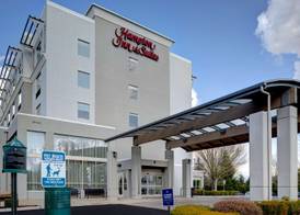 Hampton Inn & Suites Seattle/Federal Way 2