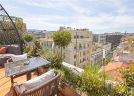 Adia Aluma Athens, Curio Collection By Hilton 3
