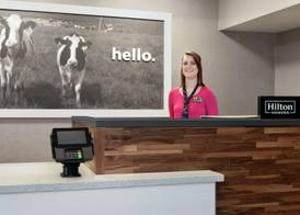 Hampton Inn Tracy 4