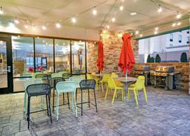 Home2 Suites By Hilton Beloit 2