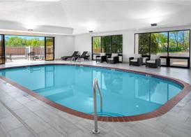 DoubleTree by Hilton Springdale 5