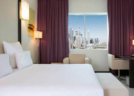 Pullman Dubai Jumeirah Lakes Towers 5