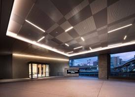 DoubleTree by Hilton Osaka Castle 4