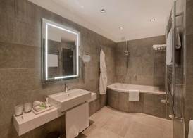 NH Collection Palazzo Cinquecento 5