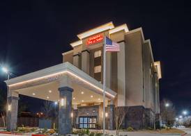 Hampton Inn & Suites Colleyville DFW Airport West 2