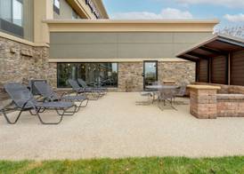 Hampton Inn Mitchell 2
