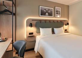 Campanile PRIME - Paris - Porte de Bagnolet 4