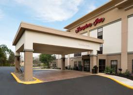 Hampton Inn Battle Creek 2