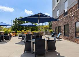 Hampton Inn & Suites Canton 4