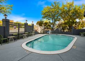 Spark By Hilton Grapevine DFW North 5