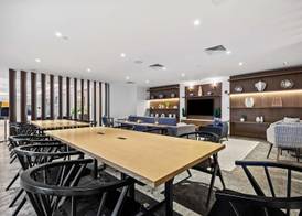 DoubleTree by Hilton New York JFK Airport 3