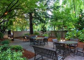 DoubleTree by Hilton Portland 3