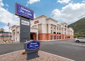 Hampton Inn & Suites Ruidoso Downs 2