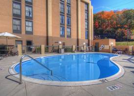 Hampton Inn Bristol 5