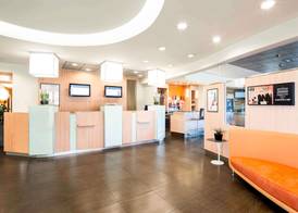 Ibis Como 4