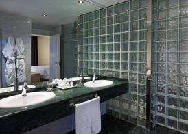 NH Collection Villa de Bilbao 4