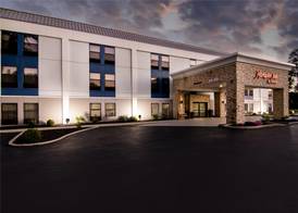 Hampton Inn Portage 2
