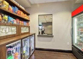 Hampton Inn & Suites Orlando-Apopka 5