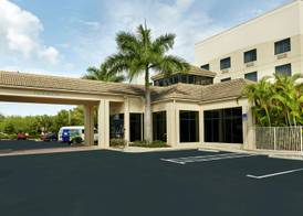 Hilton Garden Inn West Palm Beach Airport 5