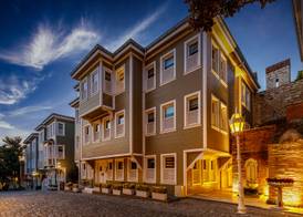 Hagia Sofia Mansions Istanbul, Curio Collection by Hilton 4